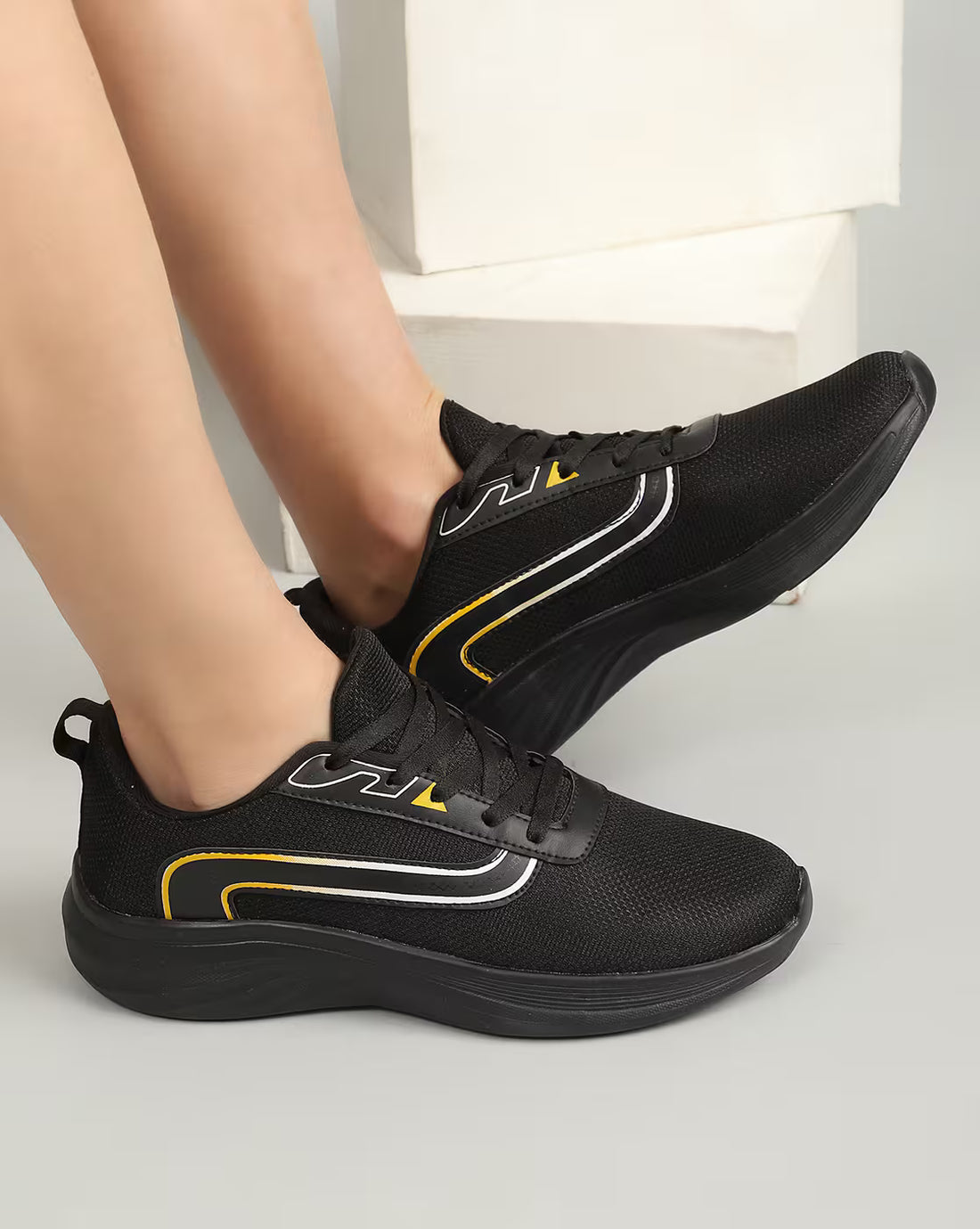 Koura Elegance-01 Running Shoes - Black