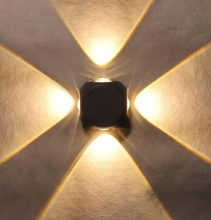 4 Way Ball Light